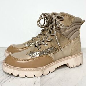 Dolce Vita Lace Up Tan Hiker Boot 6 1/2